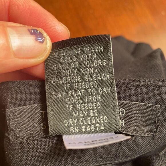 THE Limited Stretch black skirt - Picture 7 of 8